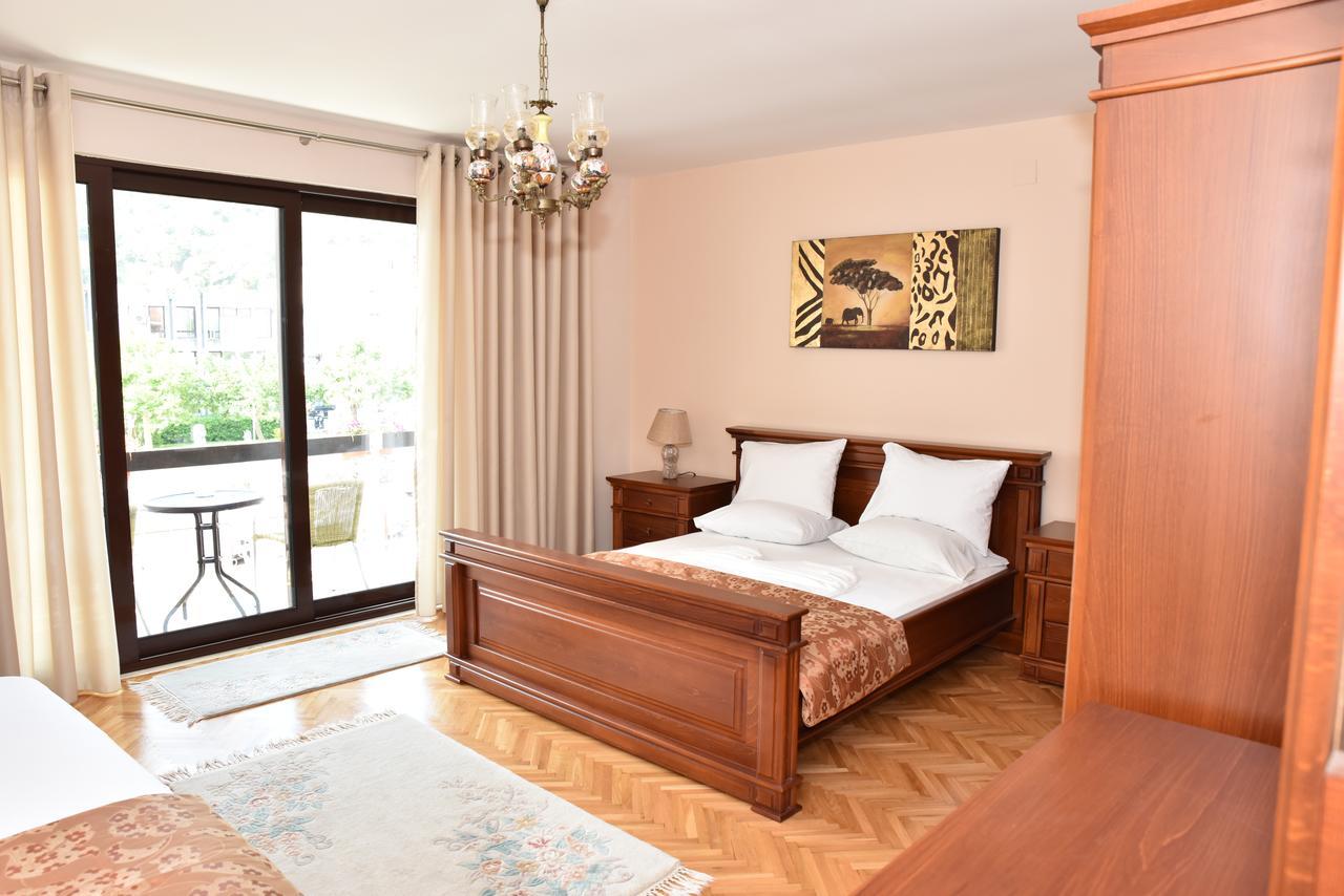 Guest House Evropa Ulcinj Exterior photo