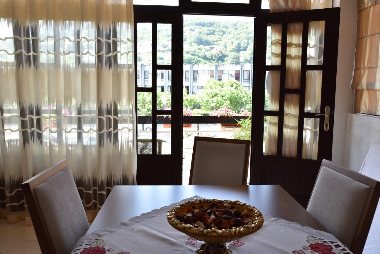 Guest House Evropa Ulcinj Exterior photo